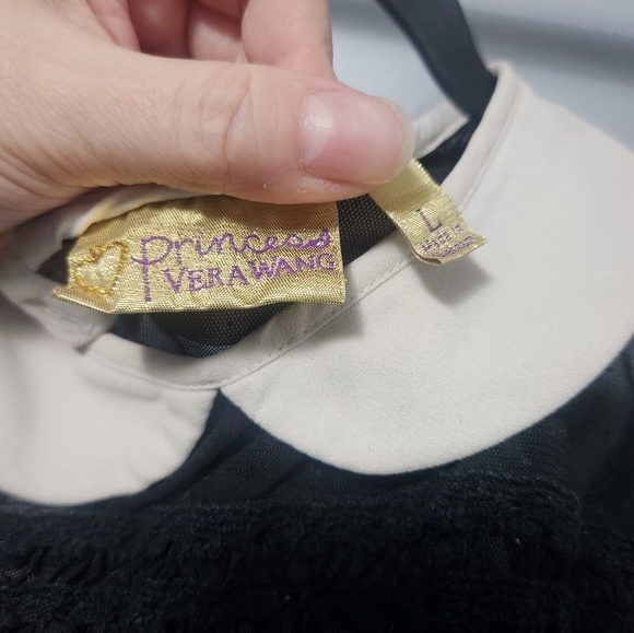 Vera Wang princess mesh top - Picture 2 of 4